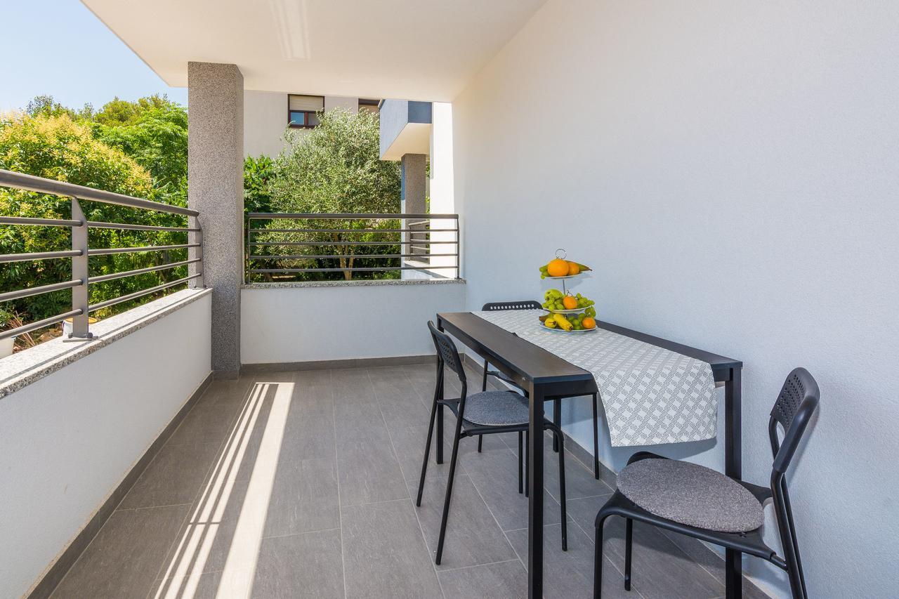 Apartments Marta 1 Zadar Exterior foto